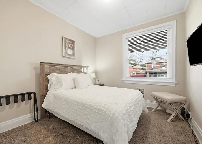 Spacious & Clean 3br 2 Balconies Parking *